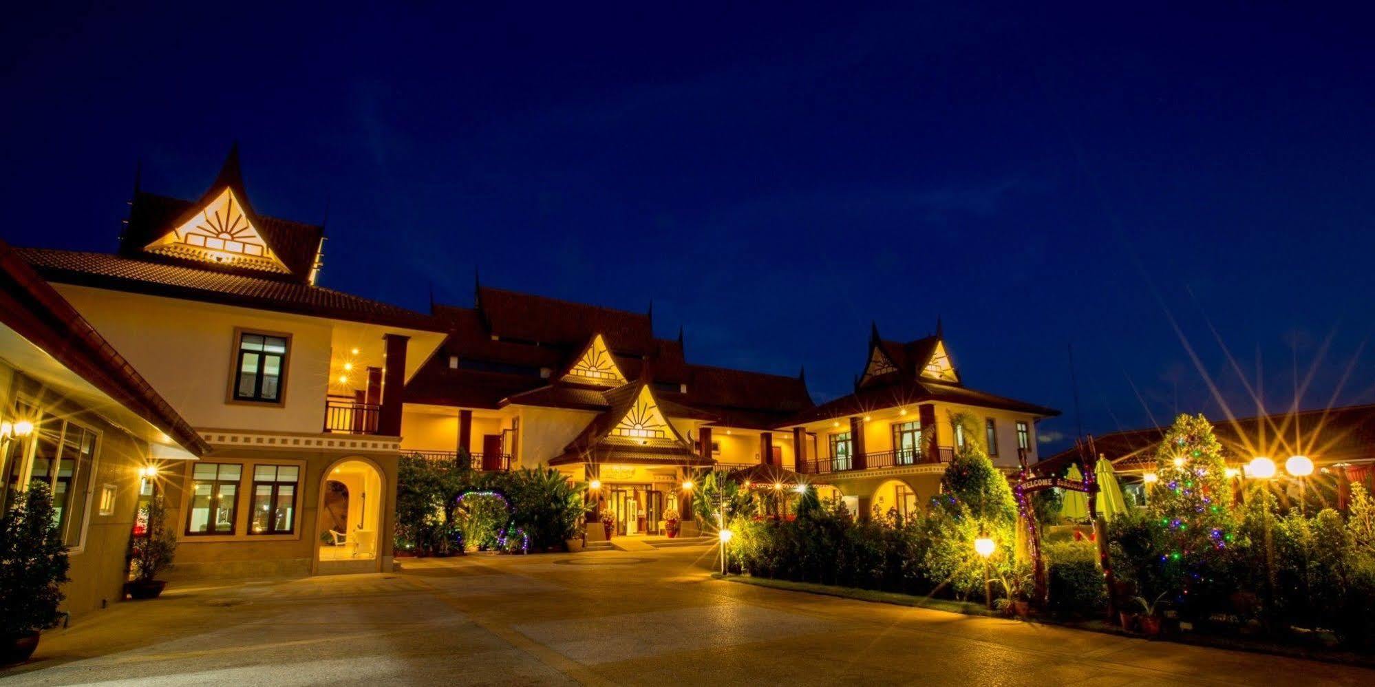 Sahwan Boutique Luxury Resort HHQ Exterior photo